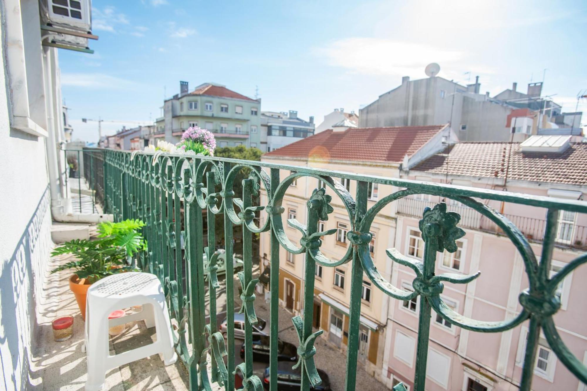 Bright Apartment In Lisbon Luaran gambar
